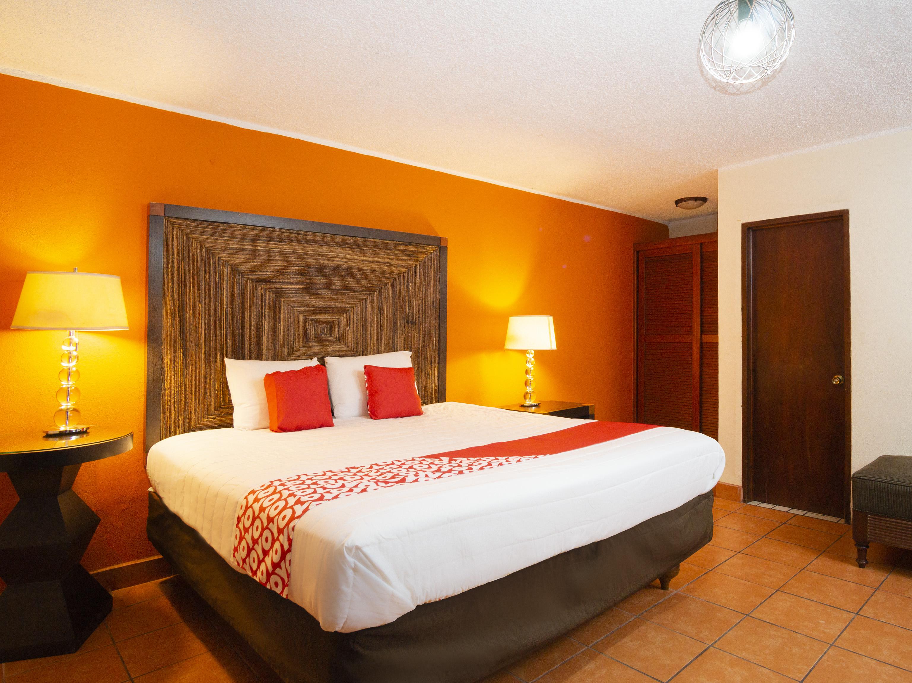 Oyo Hotel Hacienda Don Luis, רוסריטו מראה חיצוני תמונה A typical OYO hotel room