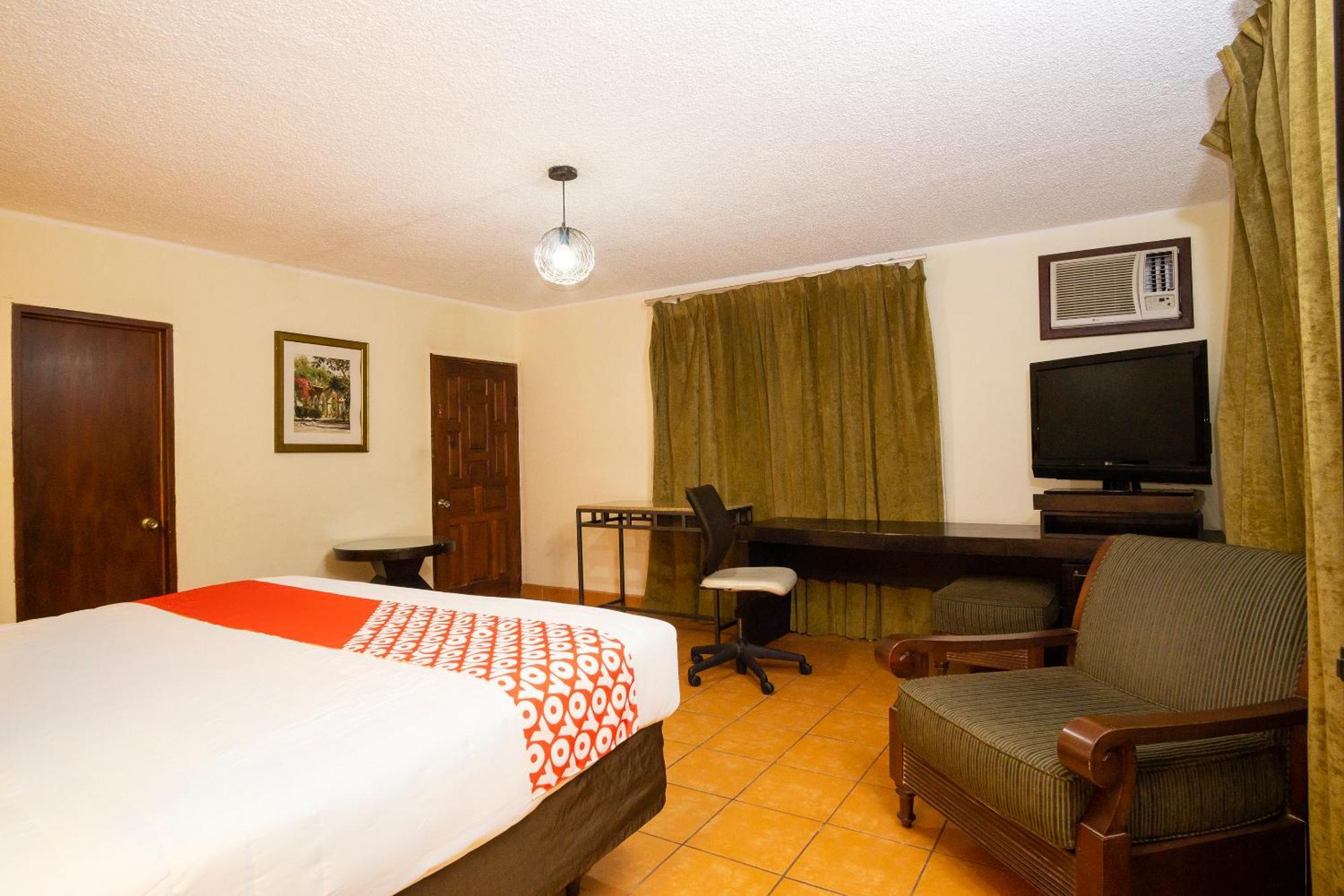 Oyo Hotel Hacienda Don Luis, רוסריטו מראה חיצוני תמונה A room at the hotel
